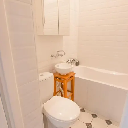 Atmospheric Next To Konecer. Great Location * Βαρσοβία